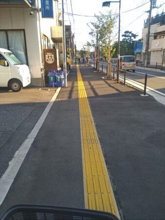 府中市  多磨霊園南参道 バリアフリー化の整備工事について・・第一工区はすでに完了、第二工区は令和７年度から着工へ